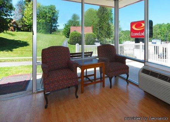 Econo Lodge Near Bluefield College Интерьер фото