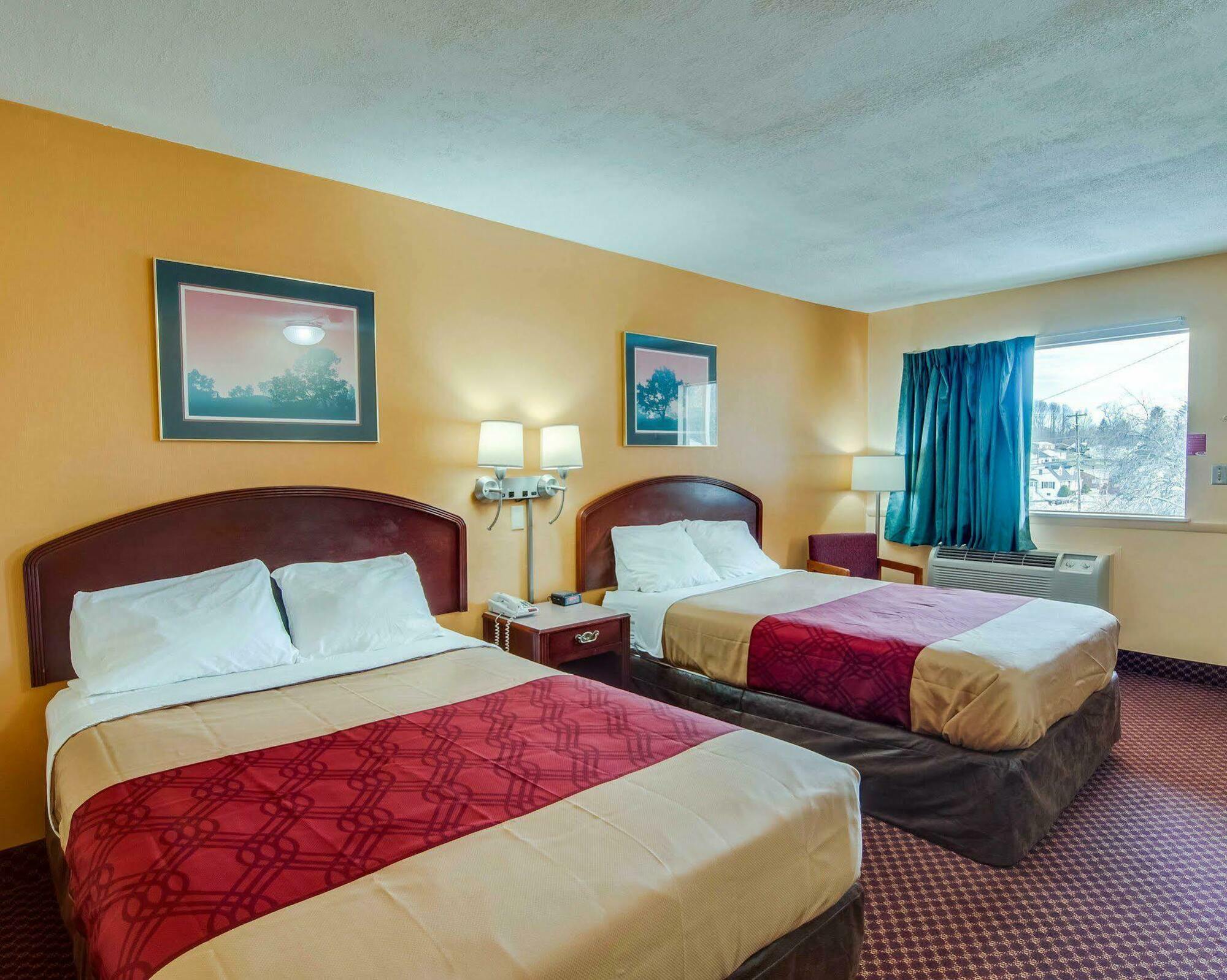 Econo Lodge Near Bluefield College Экстерьер фото